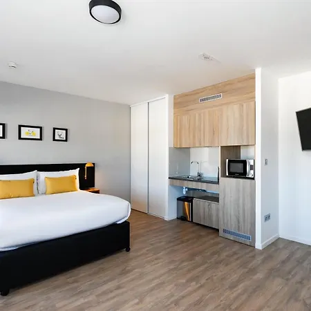 Staycity Near Disneyland Paris מלון דירות 4*